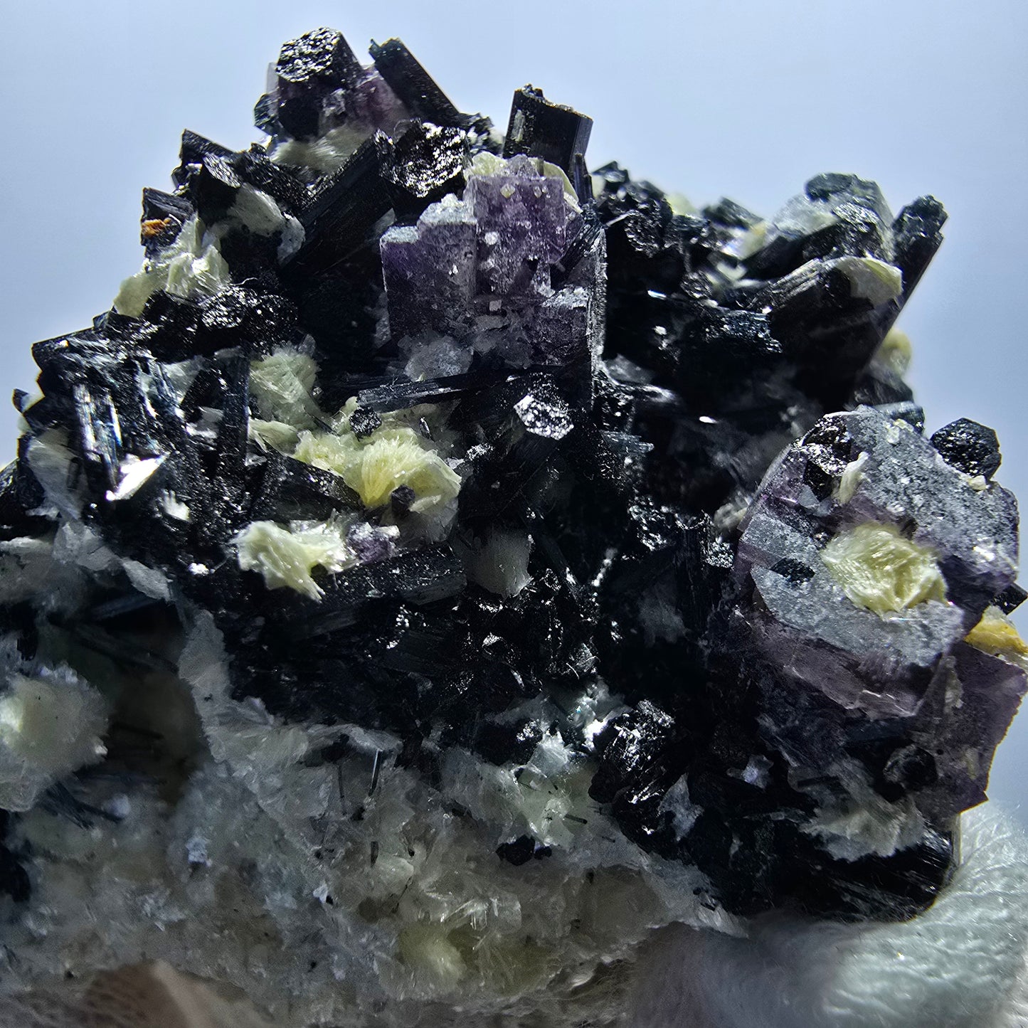 Colorful Phantom Fluorite Cubes Schorl Tourmaline Muscovite Erongo, Namibia 60*52*41mm