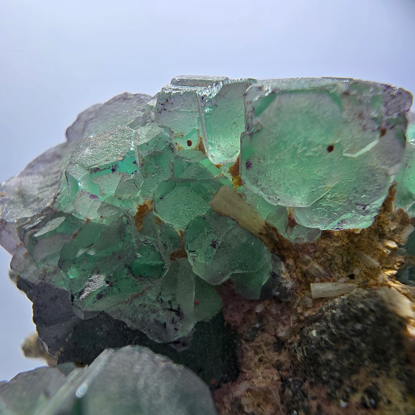 Fluorite fantôme zonale Schörl Tourmaline Muscovite Hyalite Erongo, Namibie 83*45*47mm