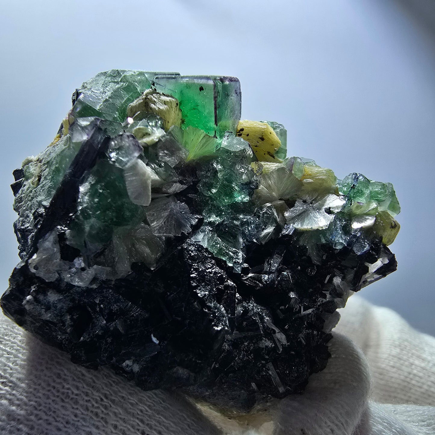 Phantom Fluorit, Rauchquarz, Muskovit, Schörl Turmalin Erongo Namibia 53*49*30mm