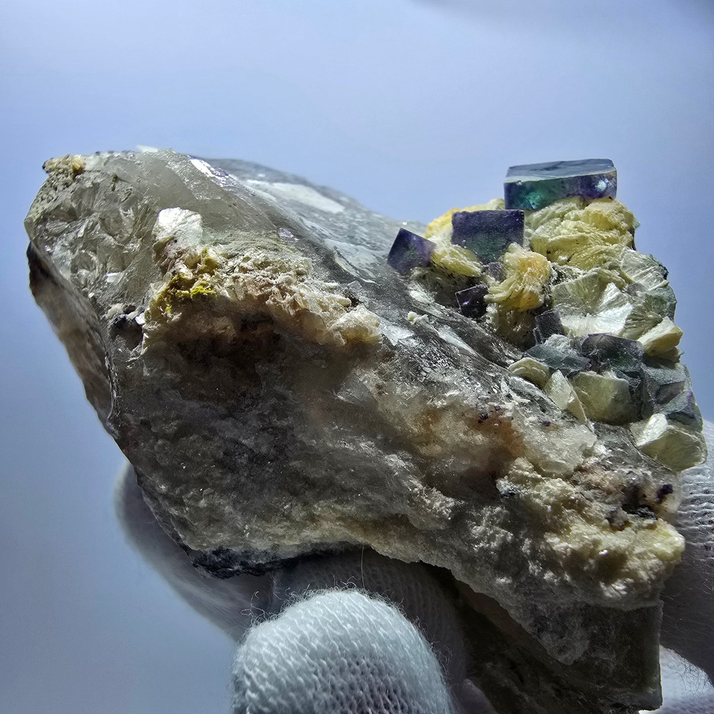 Phantom Fluorit zonal Rauchquarz Hyalit Muskovit Stufe Erongo Namibia 92*72*60mm