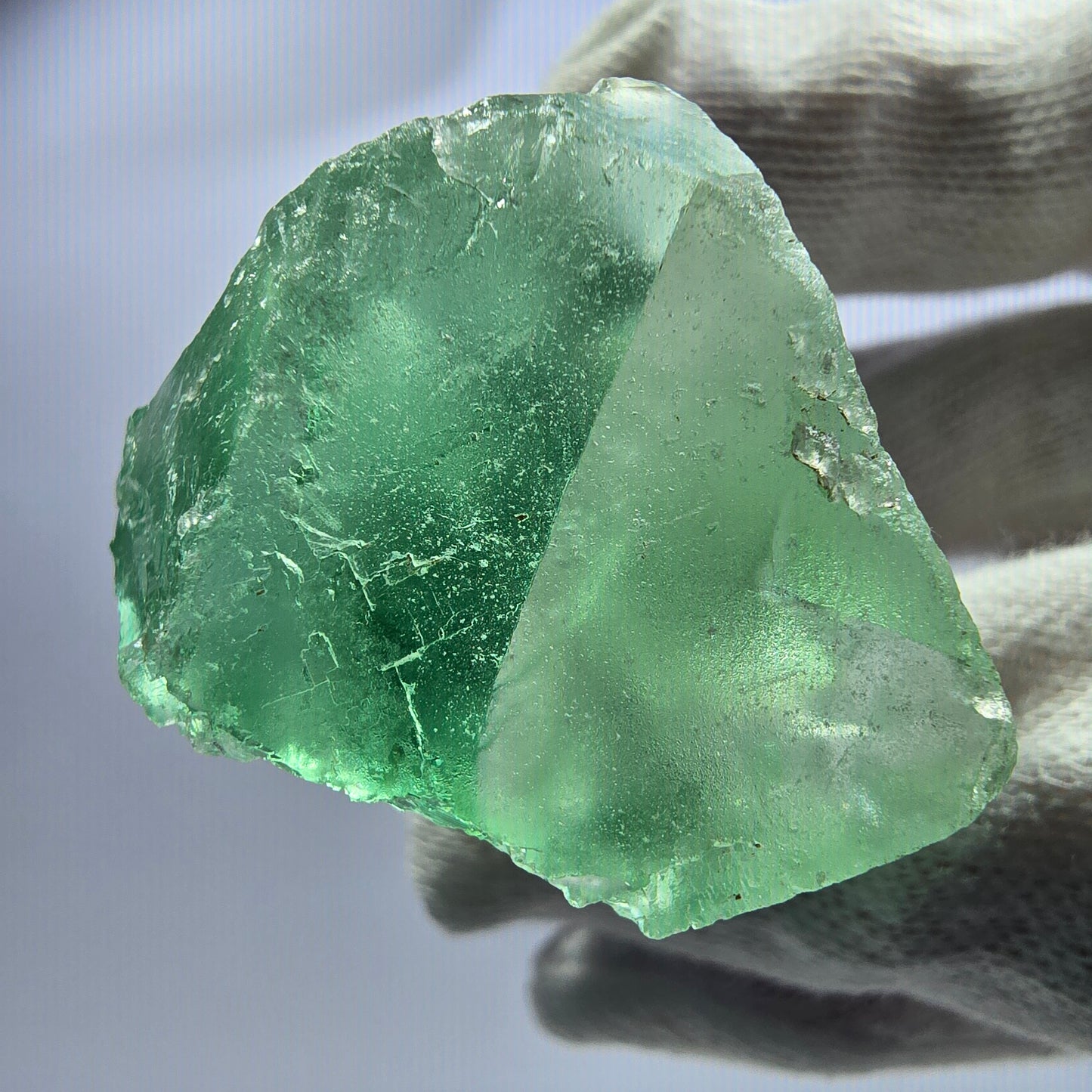 Cube de fluorite fantôme rare (UV), vert Okorusu, Namibie 34 x 29 x 30 mm
