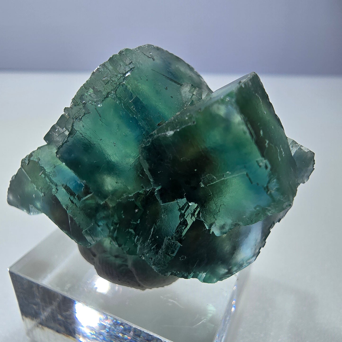 Phantom Fluorite cube specimen parquetted green turquoise Okorusu, Namibia 39*28*21mm