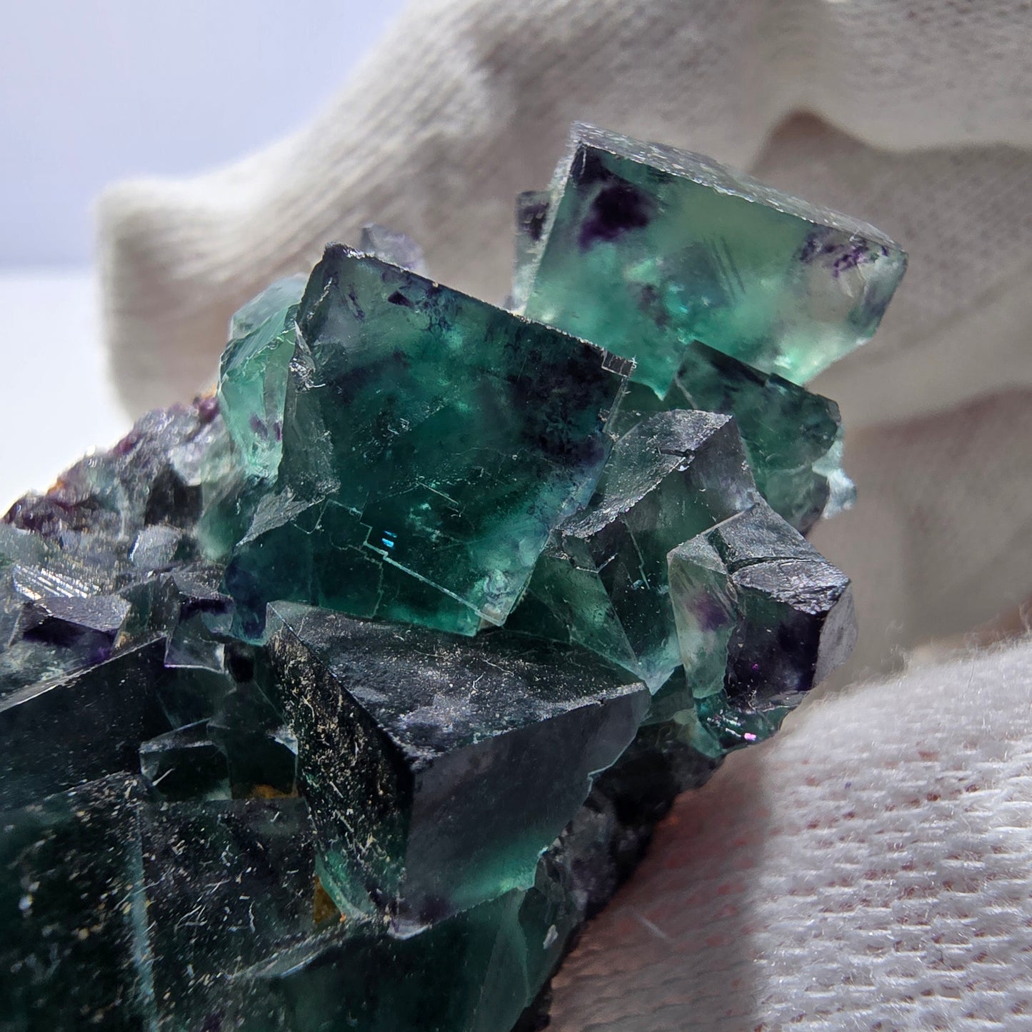 Seltene Phantom Fluorit Würfel Stufe zonal grün lila Okorusu, Namibia 60*28*19mm