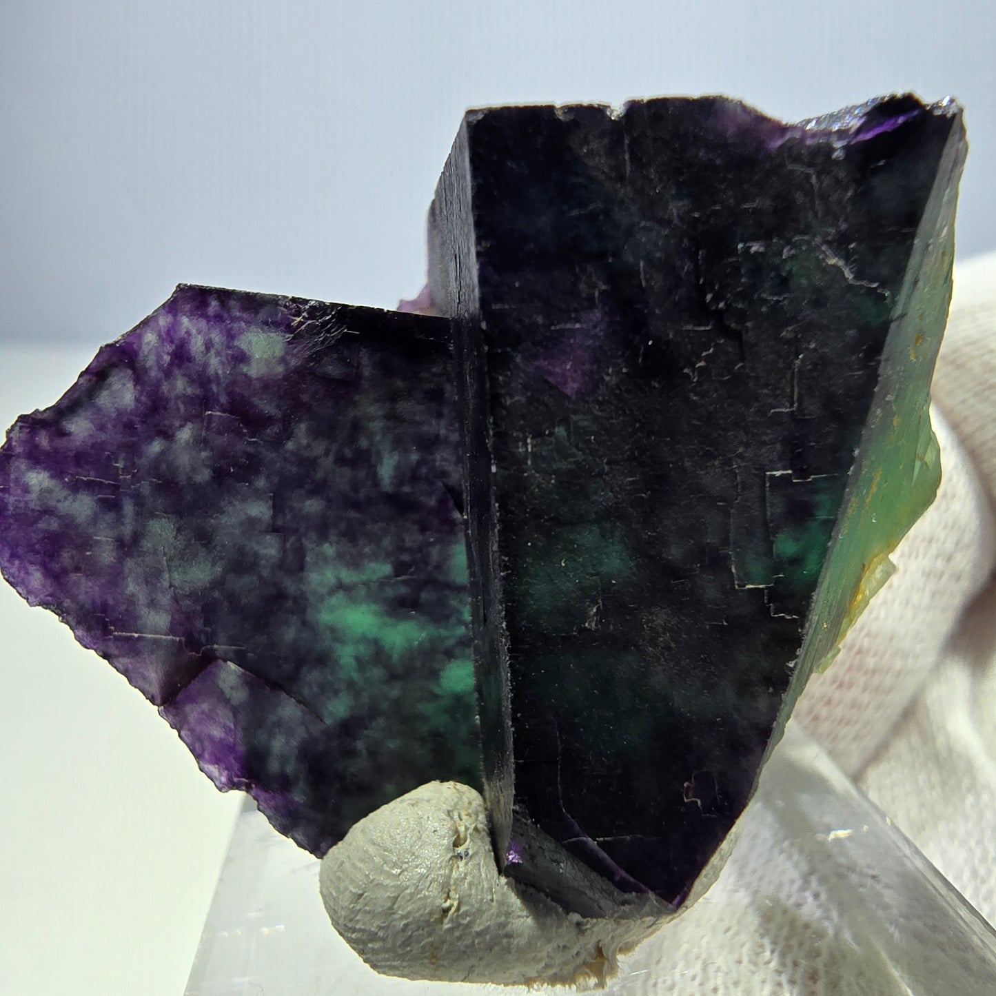 Spécimen de cube de fluorite fantôme transparente, vert-violet zonal, Okorusu, Namibie, 42 x 28 x 24 mm