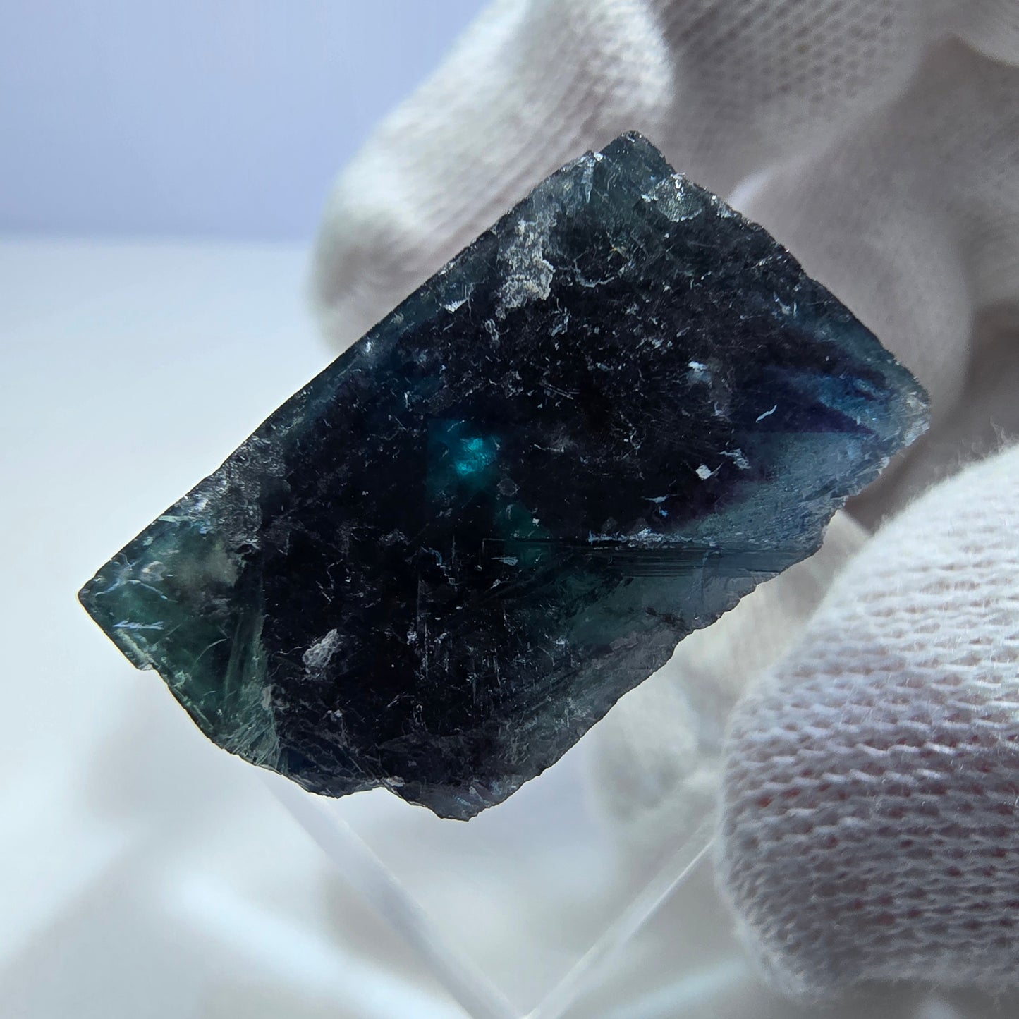 Cube de fluorite fantôme, zonal - Nouvelle découverte ! Okorusu, Namibie 30*27*13mm