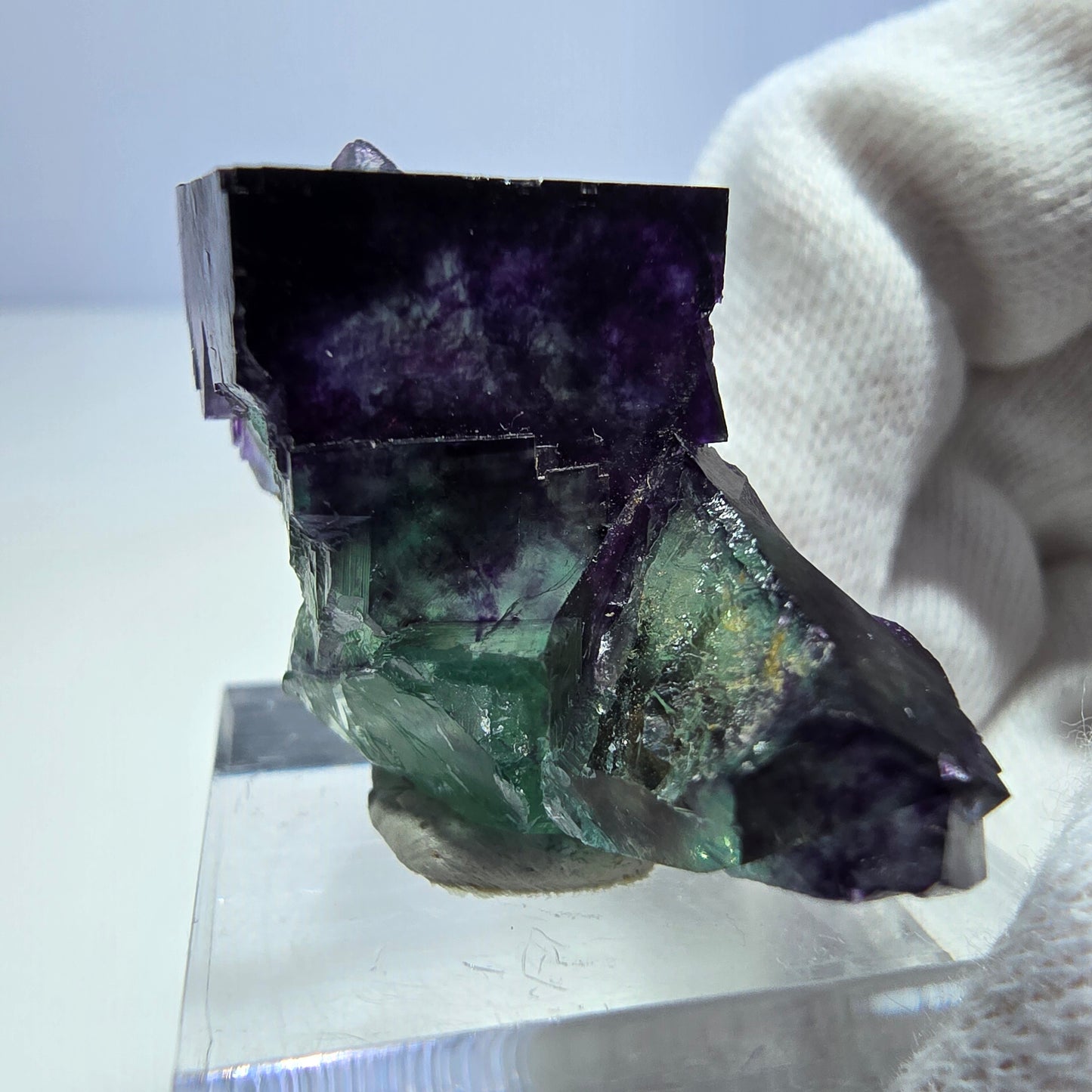 Spécimen rare de cube de fluorite fantôme, vert-violet zonal, Okorusu, Namibie, 37 x 23 x 15 mm