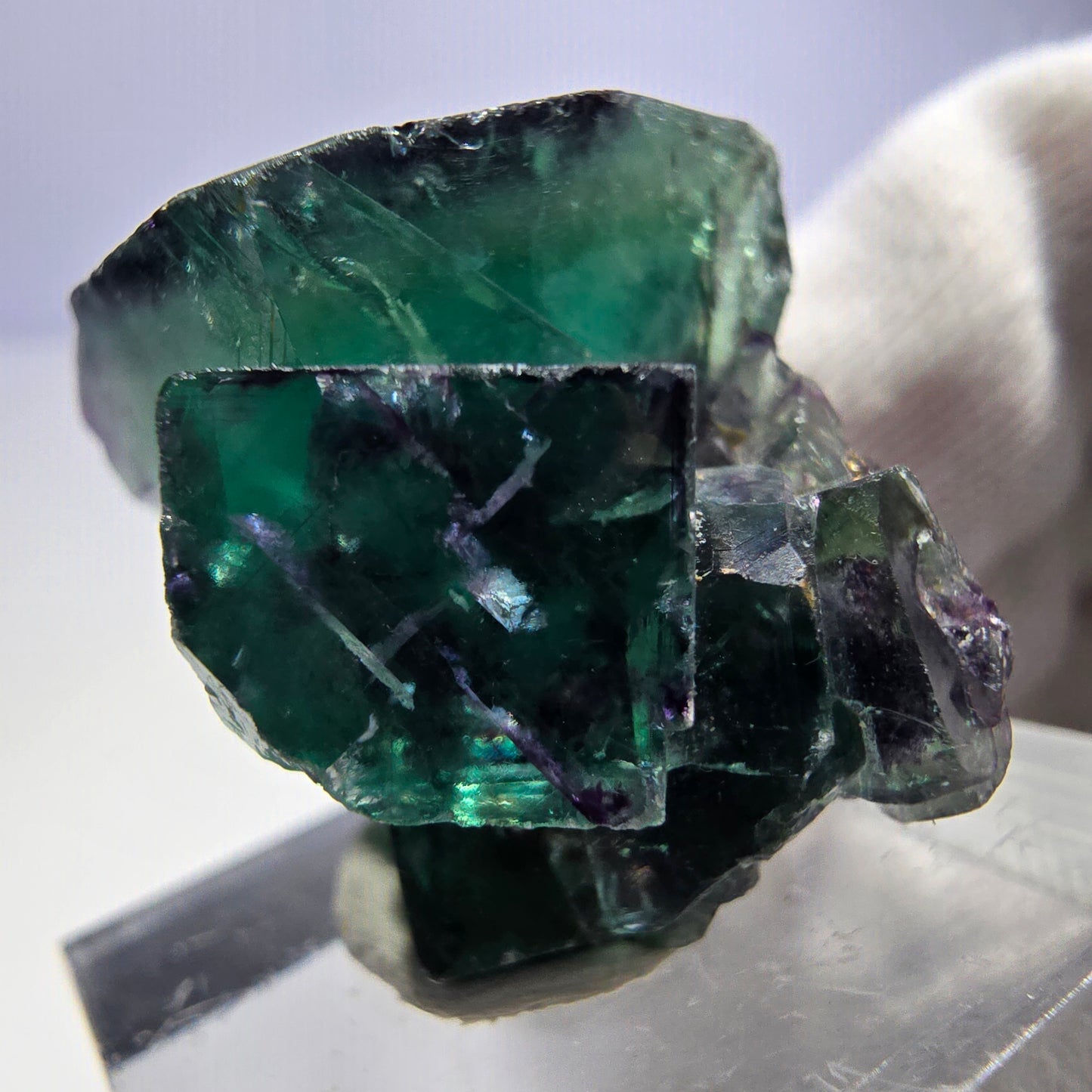 Spécimen rare de cube de fluorite fantôme, vert-violet zonal, Okorusu, Namibie, 32 x 20 x 22 mm