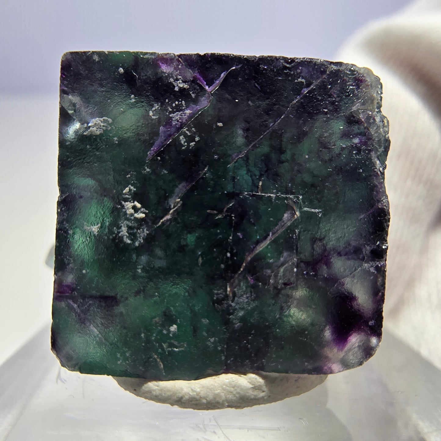 Rare spécimen de cube de fluorite fantôme, vert-violet zonal, Okorusu, Namibie, 25 x 23 x 16 mm