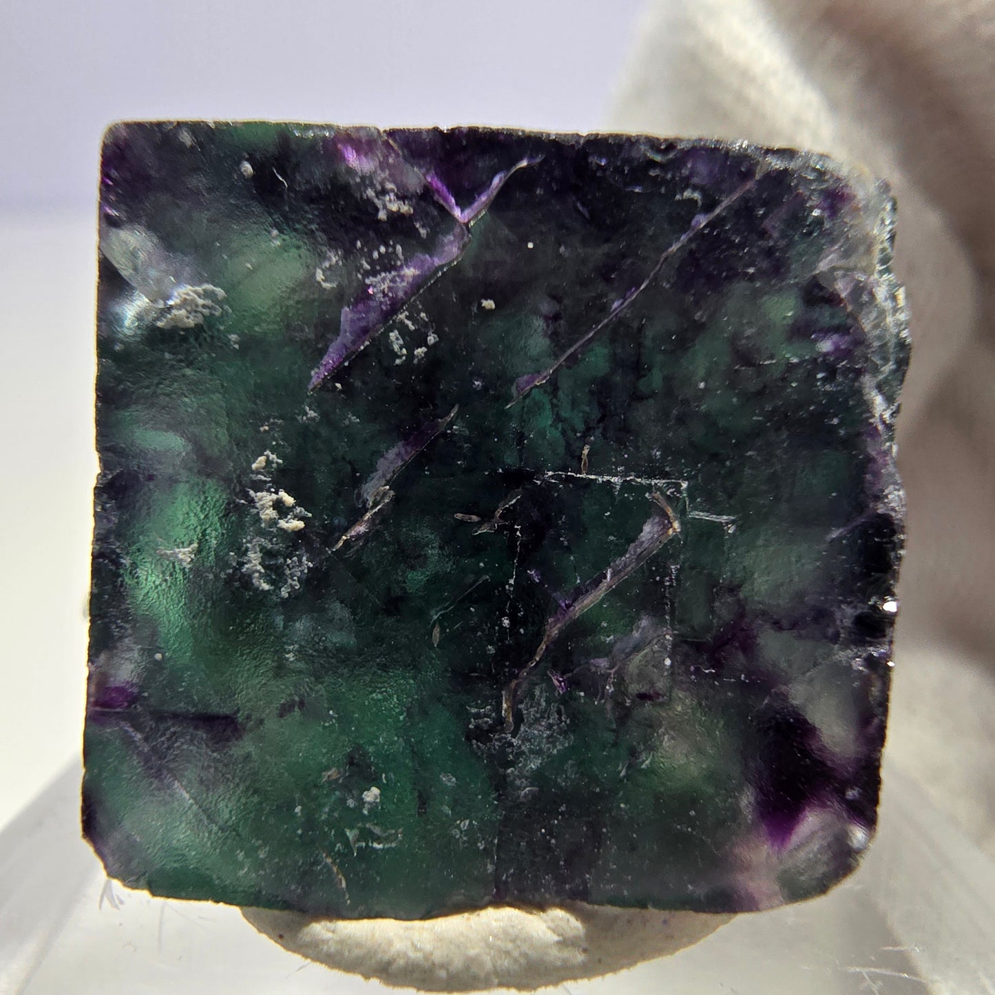 Rare spécimen de cube de fluorite fantôme, vert-violet zonal, Okorusu, Namibie, 25 x 23 x 16 mm