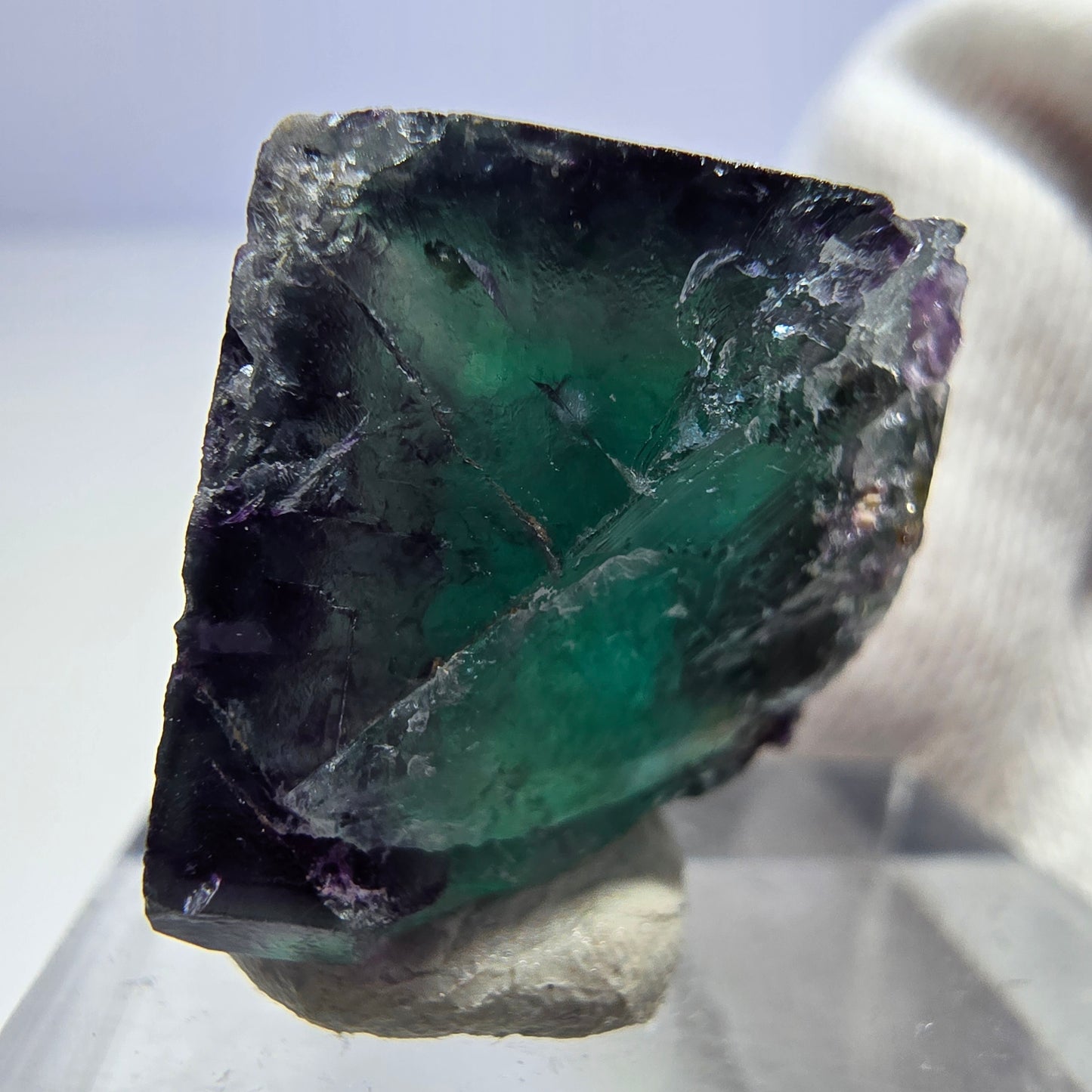 Rare spécimen de cube de fluorite fantôme, vert-violet zonal, Okorusu, Namibie, 25 x 23 x 16 mm