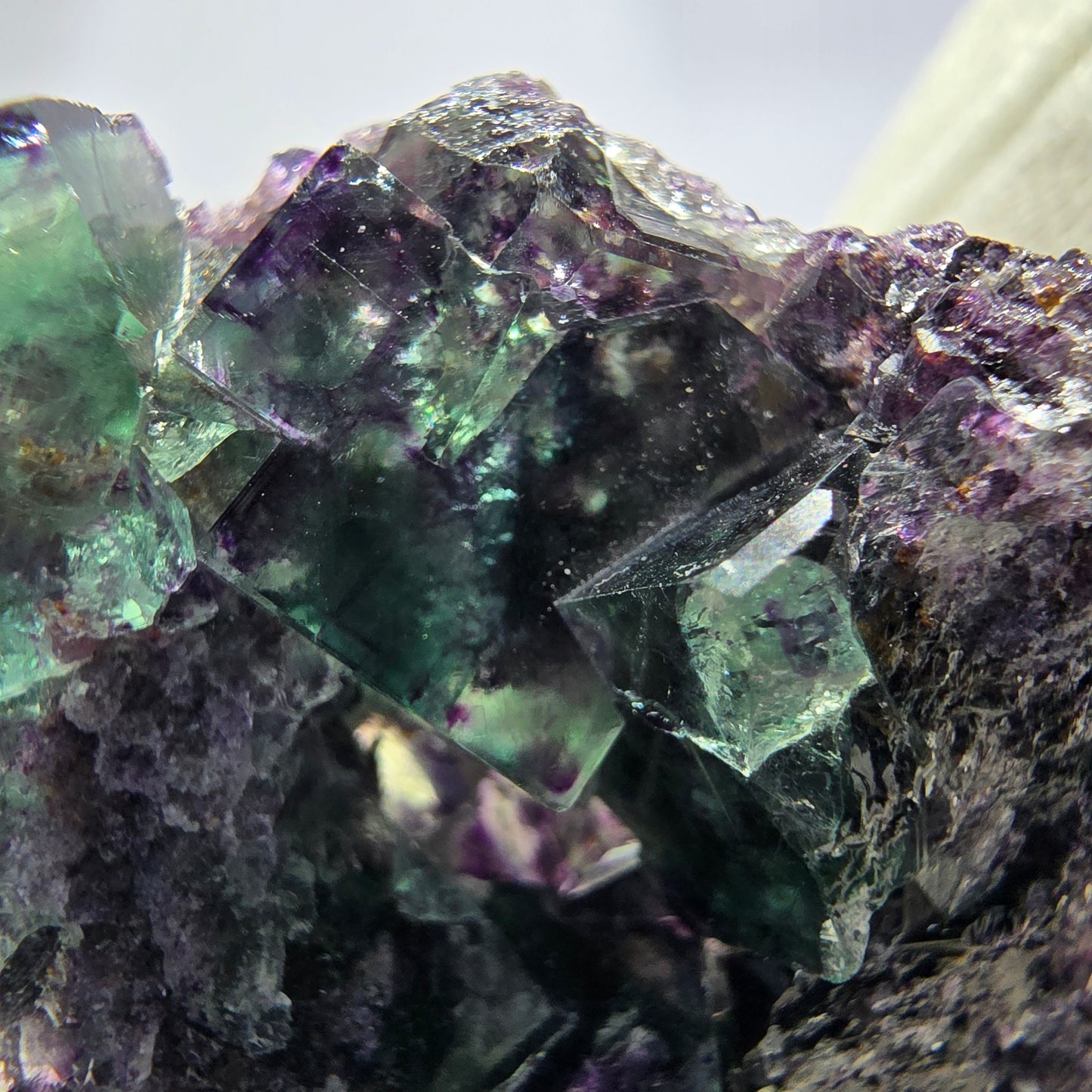Seltene Phantom Fluorit Würfel Stufe zonal grün lila Okorusu, Namibia 43*36*15mm
