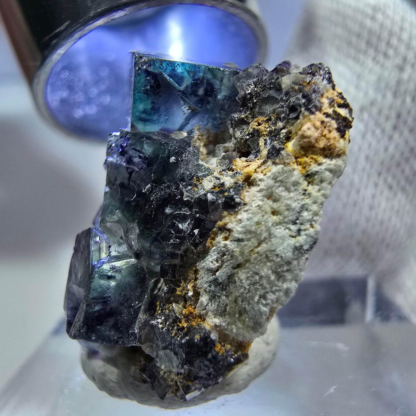 Spécimen rare de cube de fluorite fantôme, vert zonal et violet, Okorusu, Namibie, 23 x 21 x 13 mm