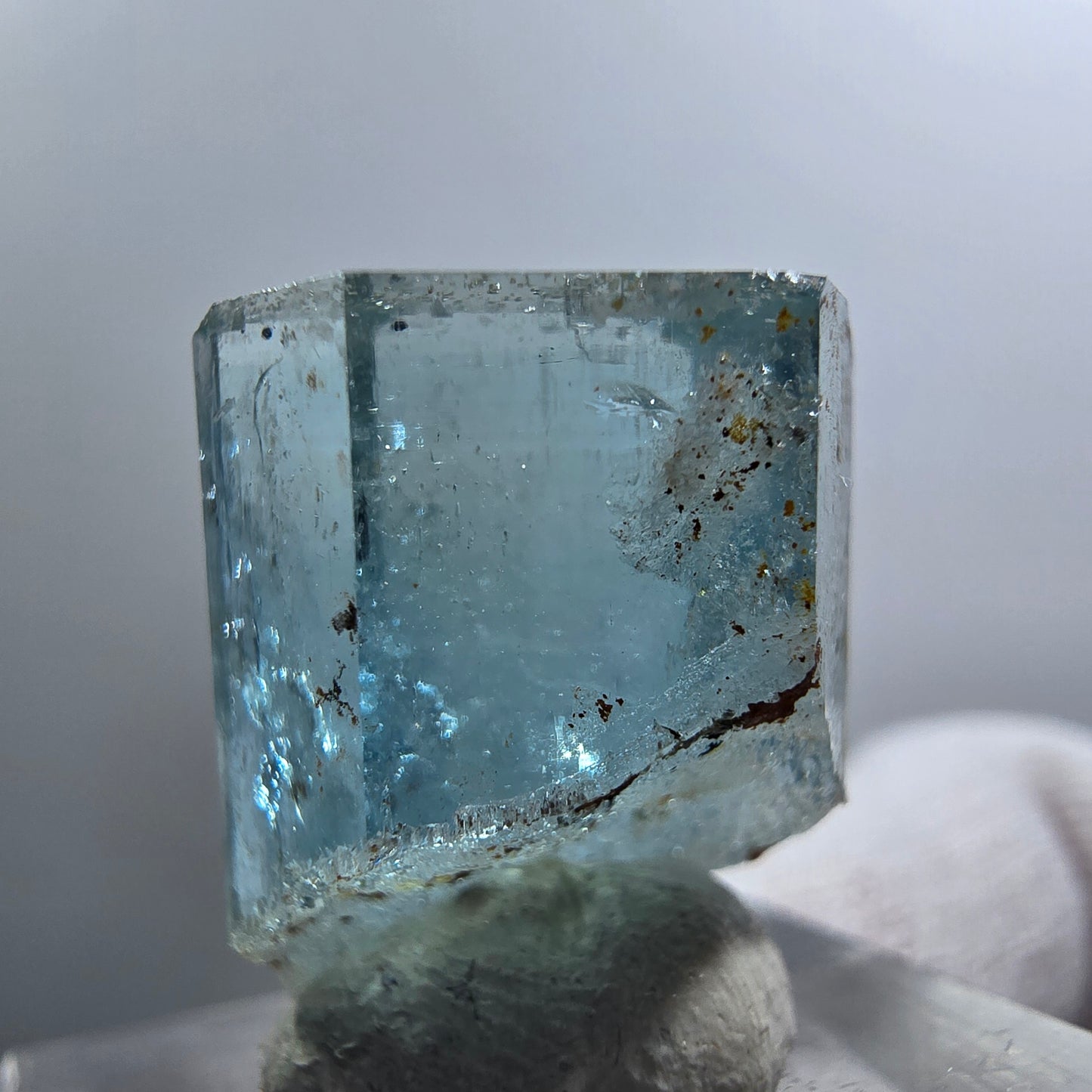 Aigue-marine rare avec opale hyalite Erongo, Namibie 22*16*13mm