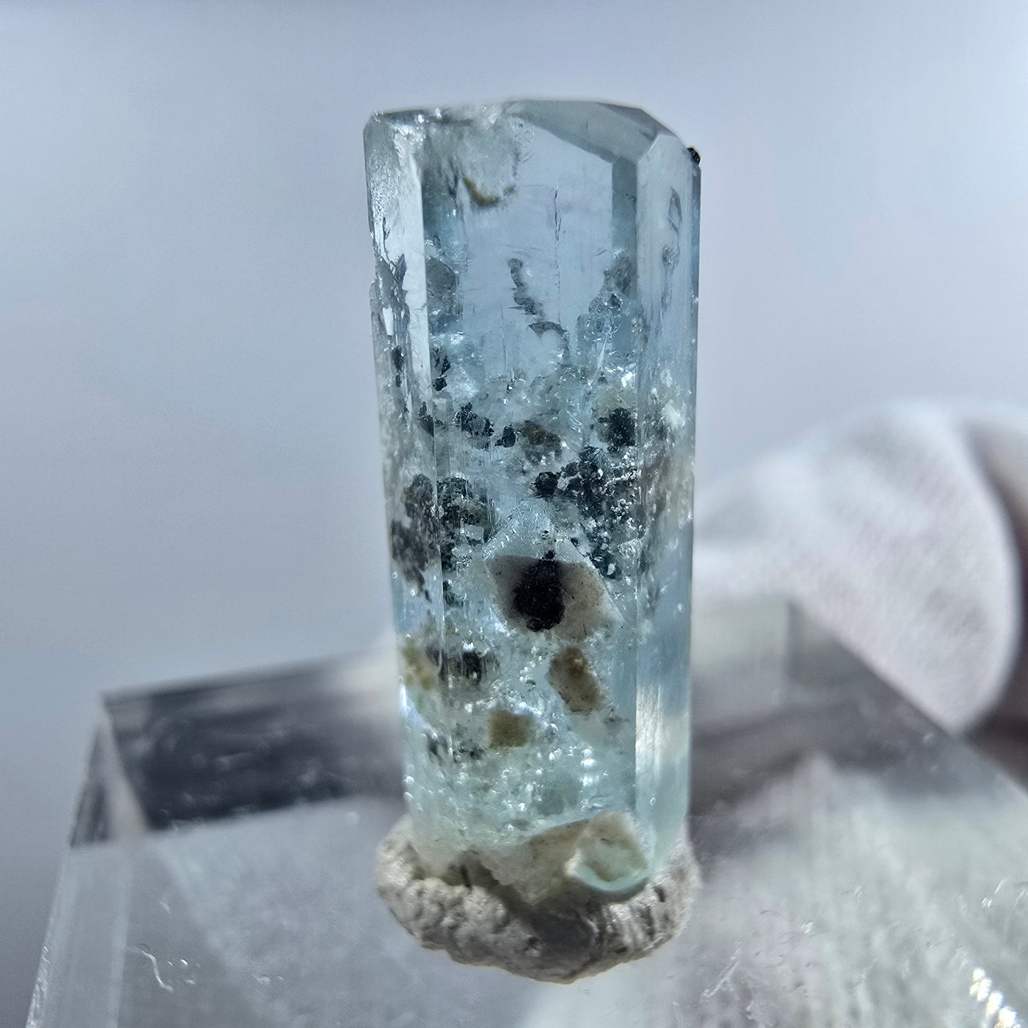 Aigue-marine Setlene, tourmaline Schörl stade Erongo, Namibie 19*7*7mm