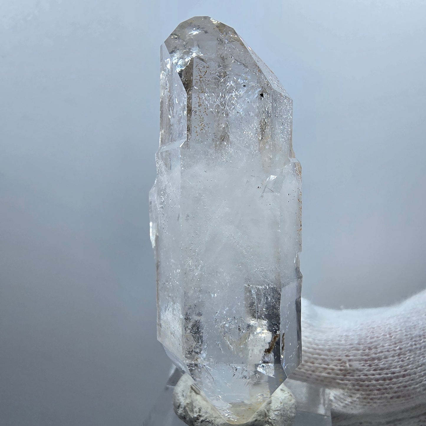 Goboboseb de poche en quartz fumé fantôme lémurien, squelette DT Stage Valentine, Namibie, 64 x 23 x 21 mm