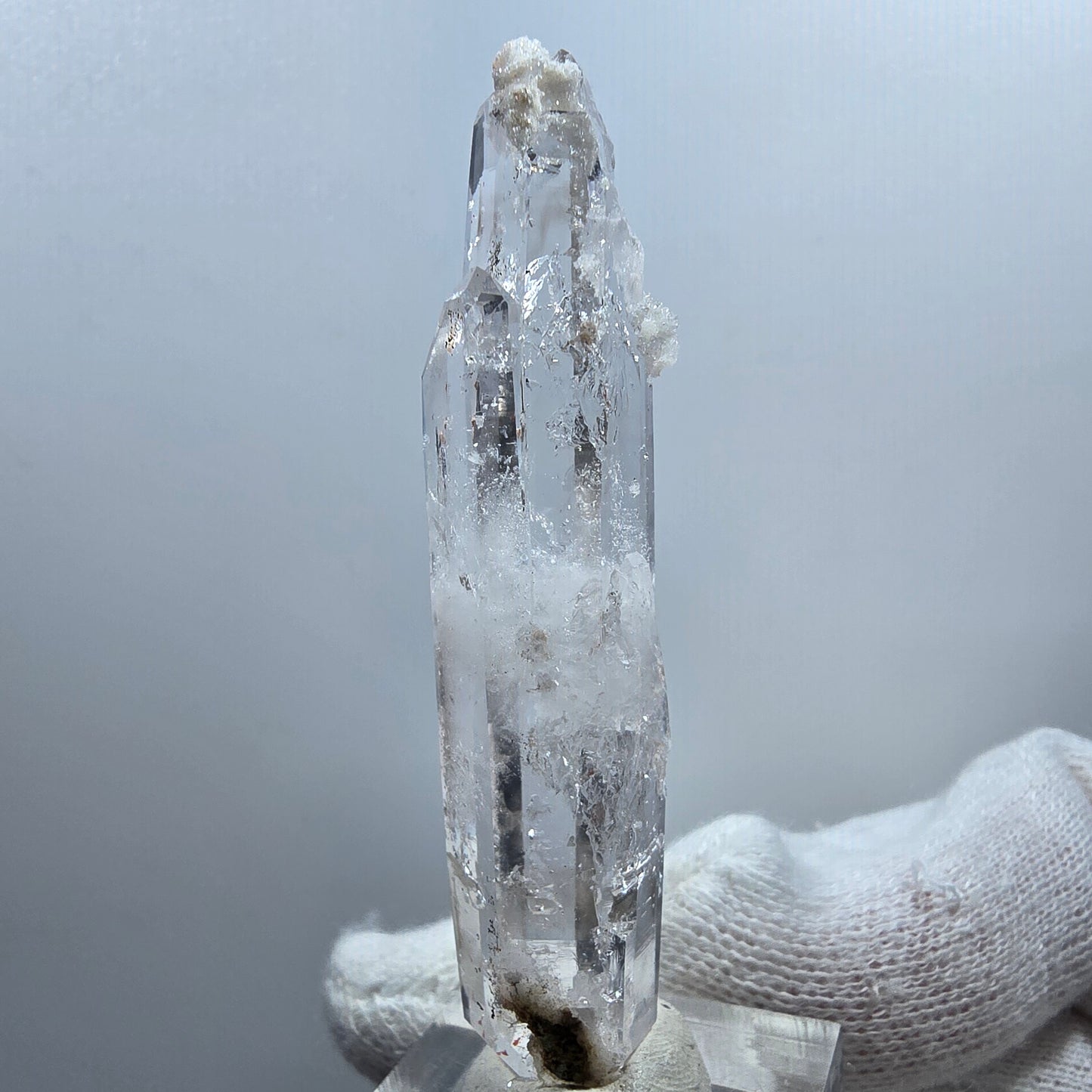 Quartz fumé lémurien Enhydro DT, quartz druze Valentine Pocket Goboboseb Namibie 69 x 17 x 13 mm