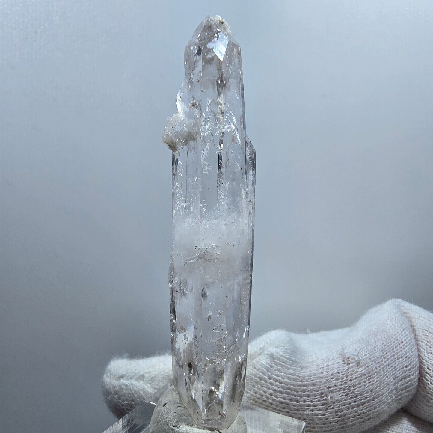 Quartz fumé lémurien Enhydro DT, quartz druze Valentine Pocket Goboboseb Namibie 69 x 17 x 13 mm