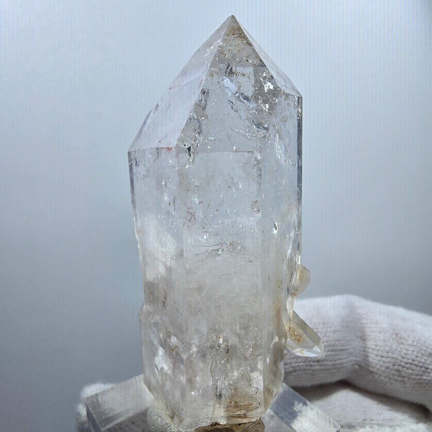 Sceptre DT en quartz fumé fantôme Enhydro, poche en calcite Valentine Goboboseb Namibie 60 x 27 x 22 mm