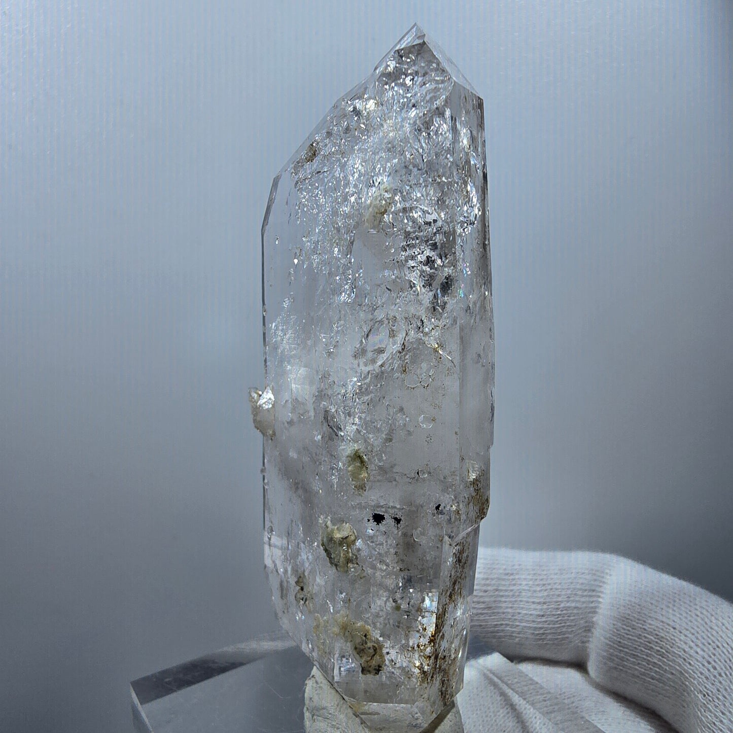 Sceptre DT en quartz fumé lémurien Enhydro, 1 gobob de poche Bubble Valentine. Namibie 89 x 33 x 21 mm
