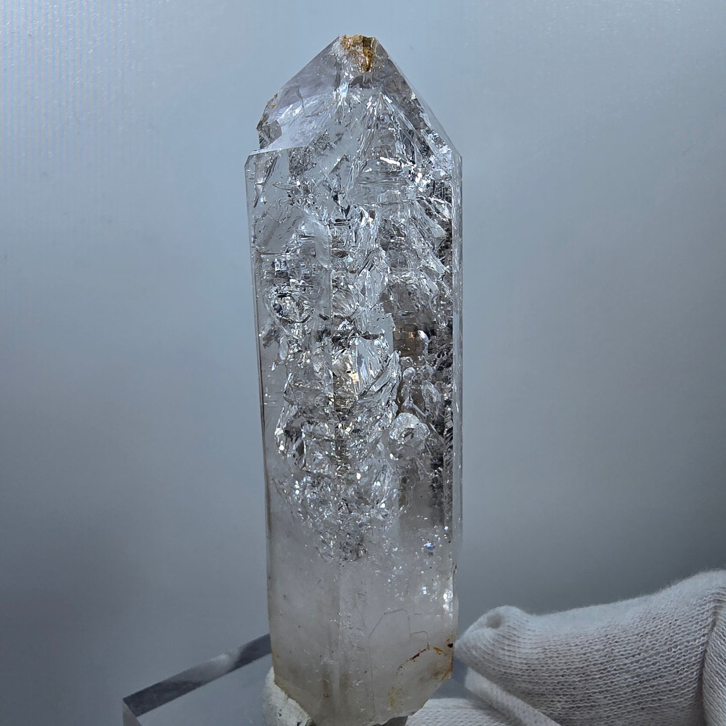 Enhydro Window Smoky Quartz, 3 Gobobs de poche Valentine à bulles (grandes). Namibie, 97 x 29 x 22 mm.