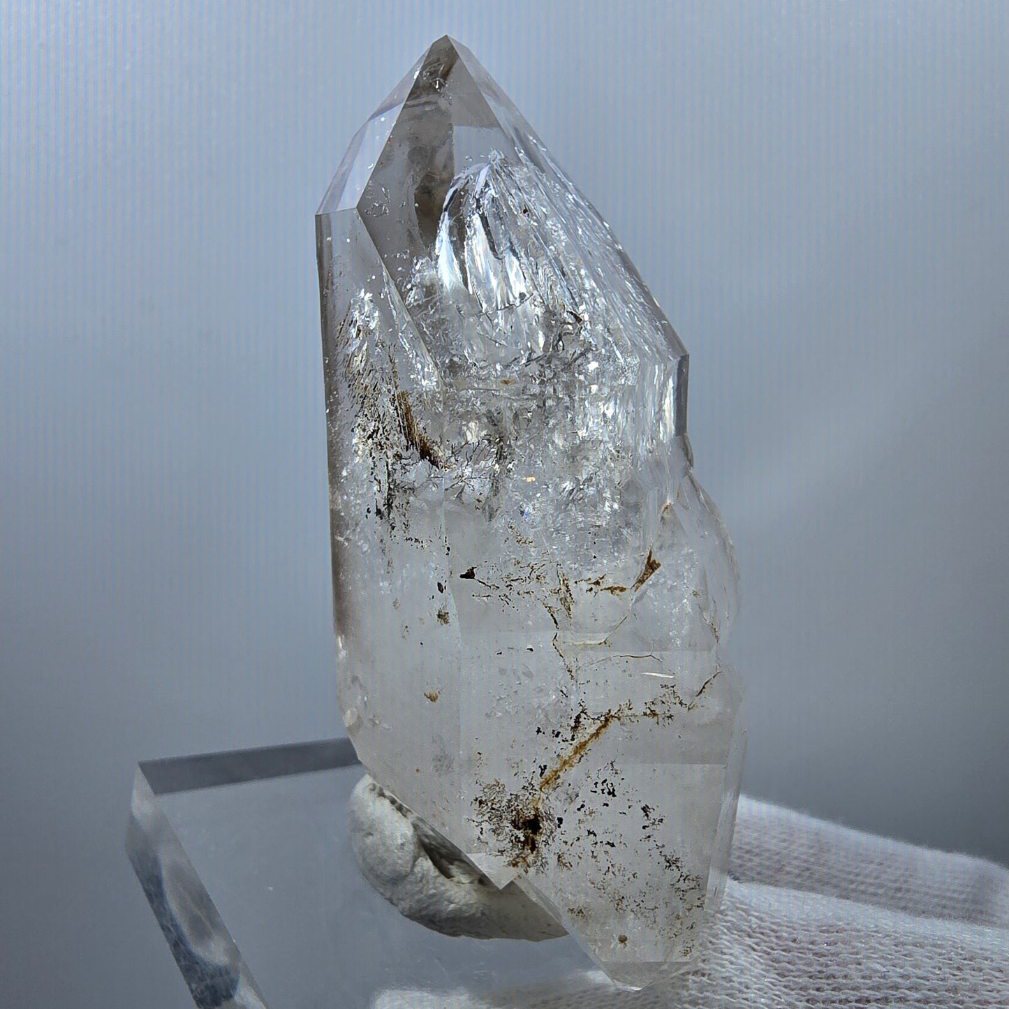 Sceptre DT Enhydro Squelette Quartz Fumé, 1 Gobob de Poche Bulle Valentine. Namibie 72 x 39 x 30 mm