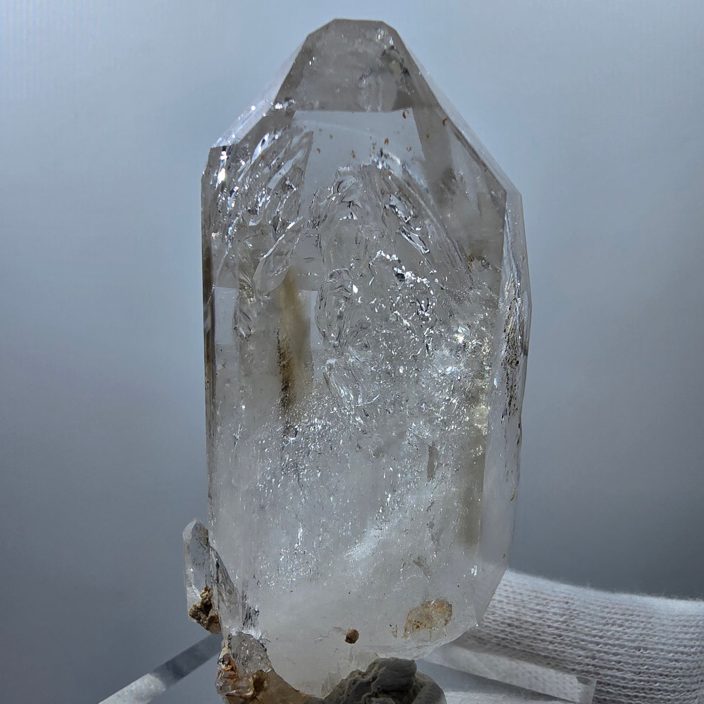 Sceptre DT Enhydro Squelette Quartz Fumé, 1 Gobob de Poche Bulle Valentine. Namibie 72 x 39 x 30 mm