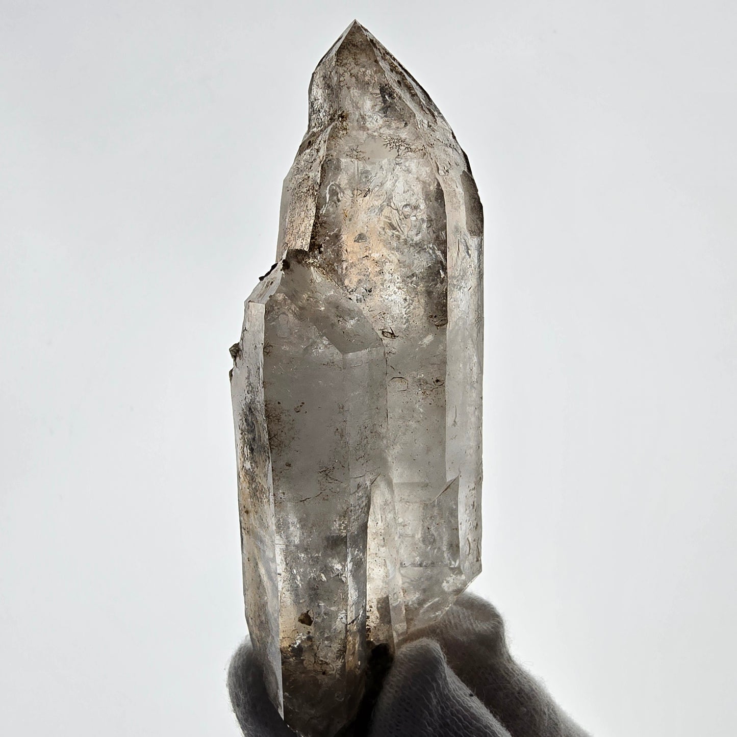Quartz fumé squelette fantôme Enhydro, DT, calcite UV, Valentine Pocket Gob. Namibie, 107 x 41 x 27 mm