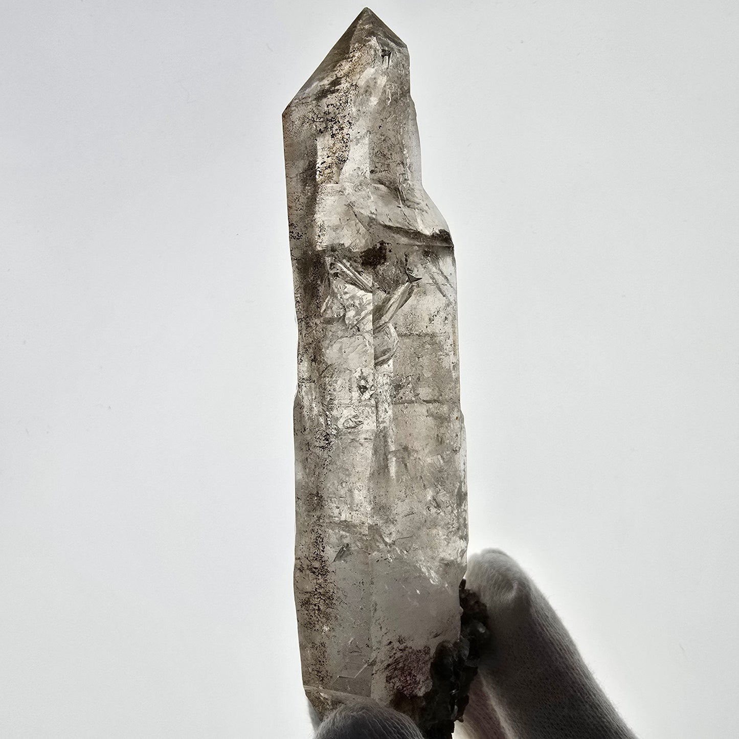 Quartz fumé squelette fantôme lémurien DT, calcite UV Valentine Pocket, Namibie 133 x 46 x 36 mm