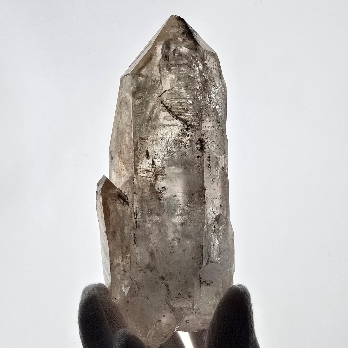 Quartz fumé squelette fantôme lémurien DT, calcite UV Valentine Pocket, Namibie 129 x 61 x 48 mm
