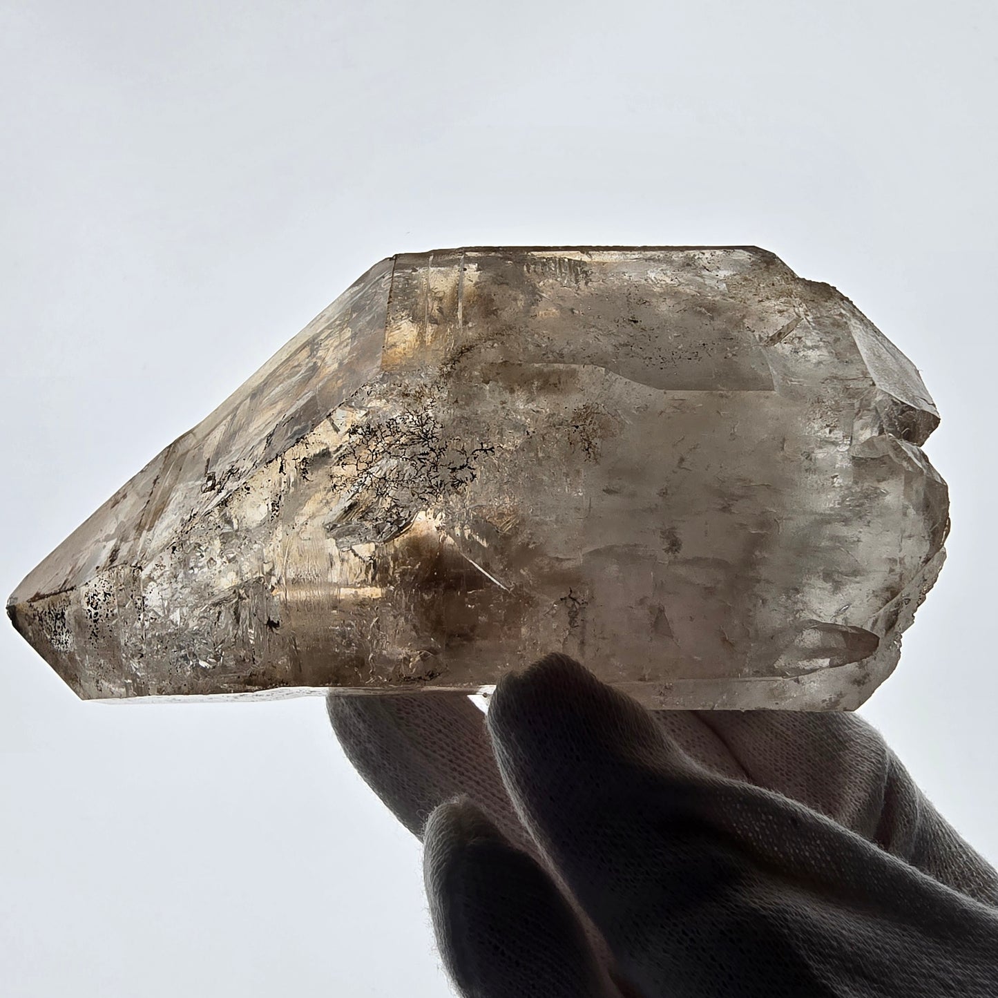 Quartz fumé squelette fantôme lémurien DT, calcite UV Valentine Pocket, Namibie 129 x 61 x 48 mm