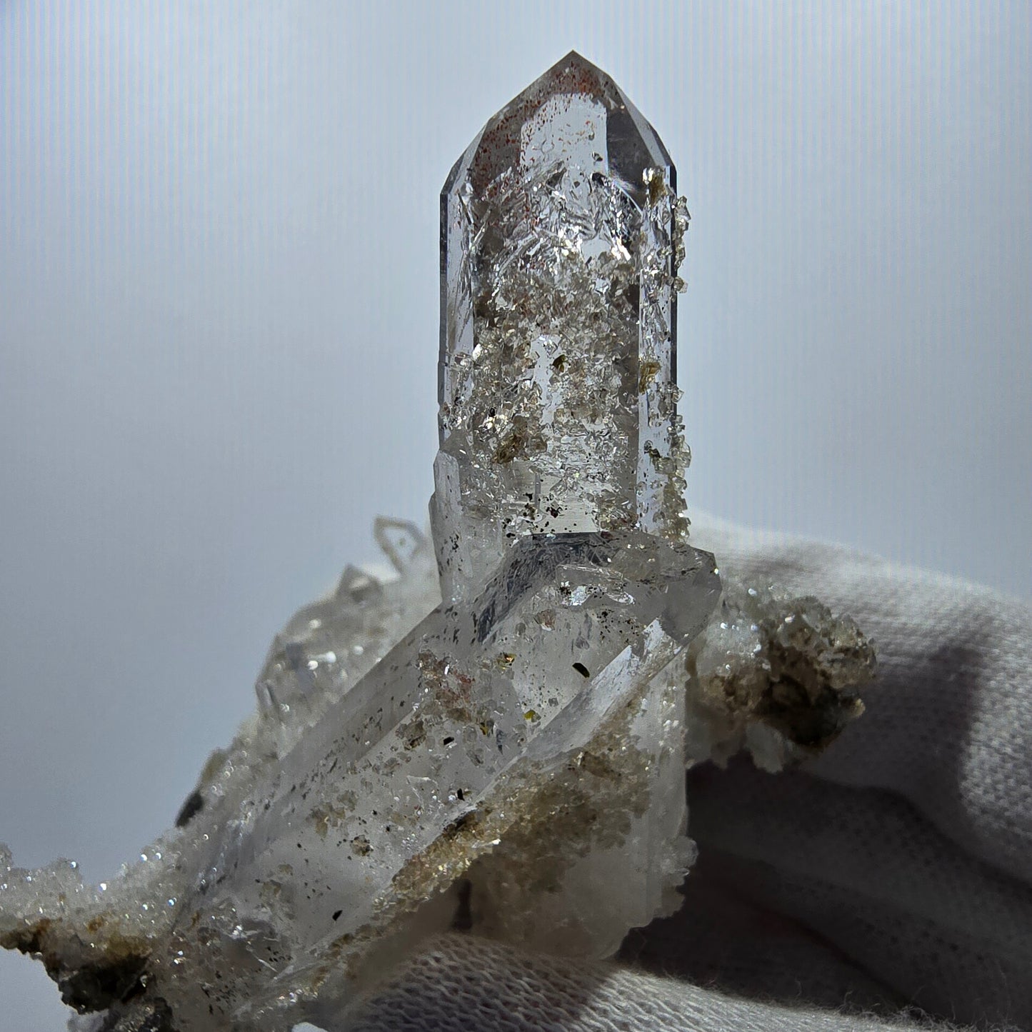 Quartz fumé hématite Enhydro, matrice de calcite, pochette Valentine 3 bulles, Namibie 58 x 46 x 29 mm