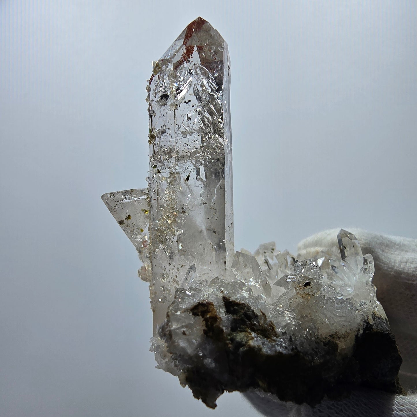 Quartz fumé hématite Enhydro, matrice de calcite, pochette Valentine 3 bulles, Namibie 58 x 46 x 29 mm