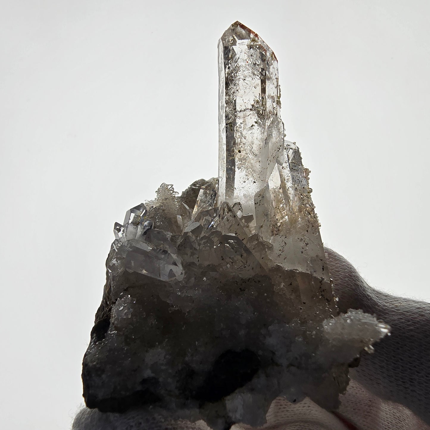 Quartz fumé hématite Enhydro, matrice de calcite, pochette Valentine 3 bulles, Namibie 58 x 46 x 29 mm