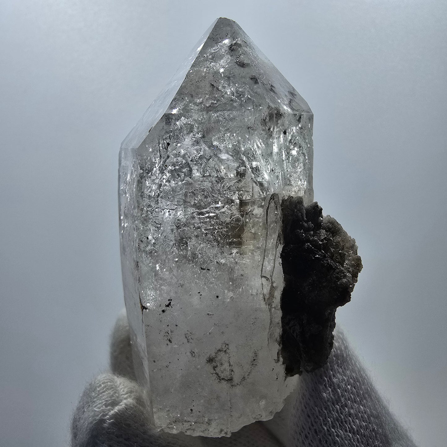 Goboboseb de poche Phantom Smoky Quartz UV Calcite Stage Valentine Namibie 65 x 42 x 37 mm