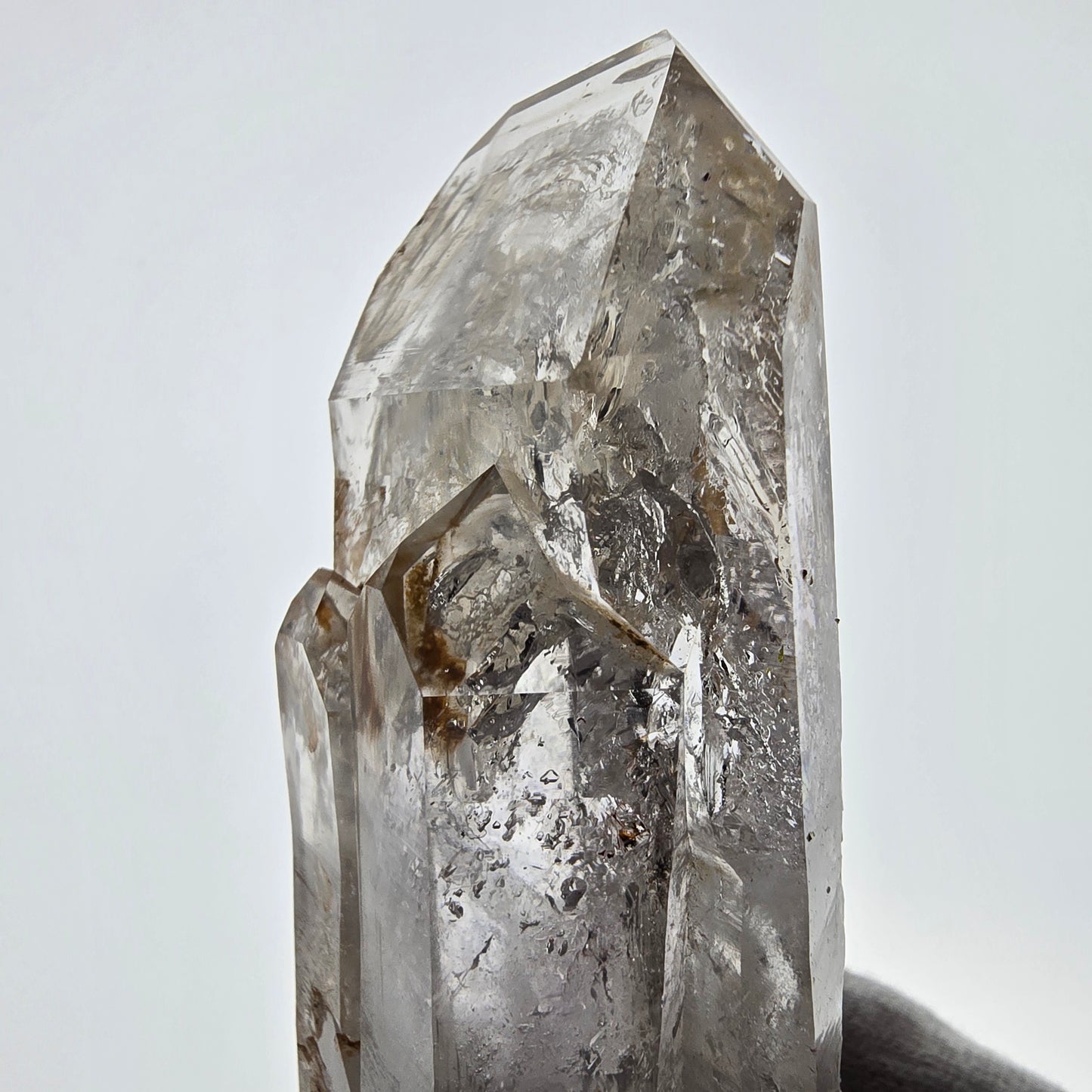 Sceptre en quartz fumé lémurien Enhydro, 1x Goboboseb de poche Bubble Valentine Namibie 96 x 38 x 25 mm