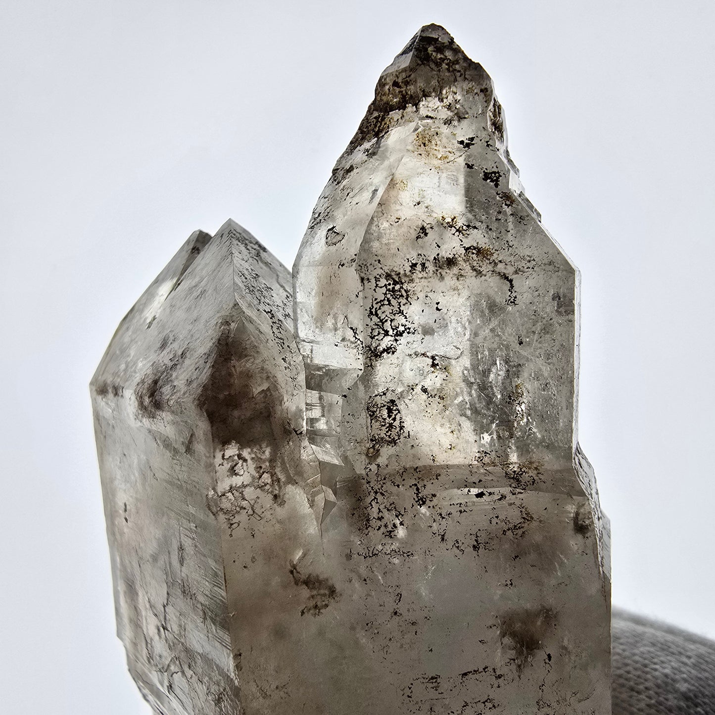 XL Skeleton Phantom Smoky Quartz DT Sceptre Valentine Pocket, Namibie 183*56*44mm