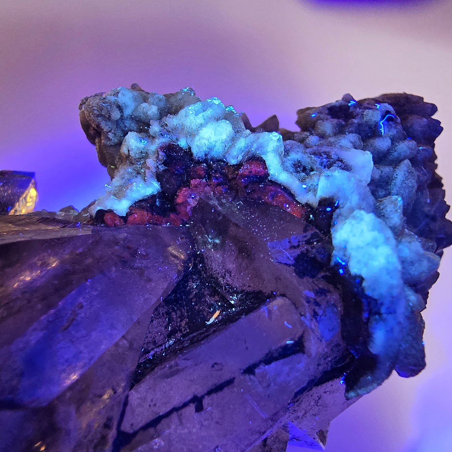 Sceptre en quartz fumé squelette Enhydro, calcite UV, 3 bulles, poche Saint-Valentin, Namibie, 149 x 71 x 52 mm