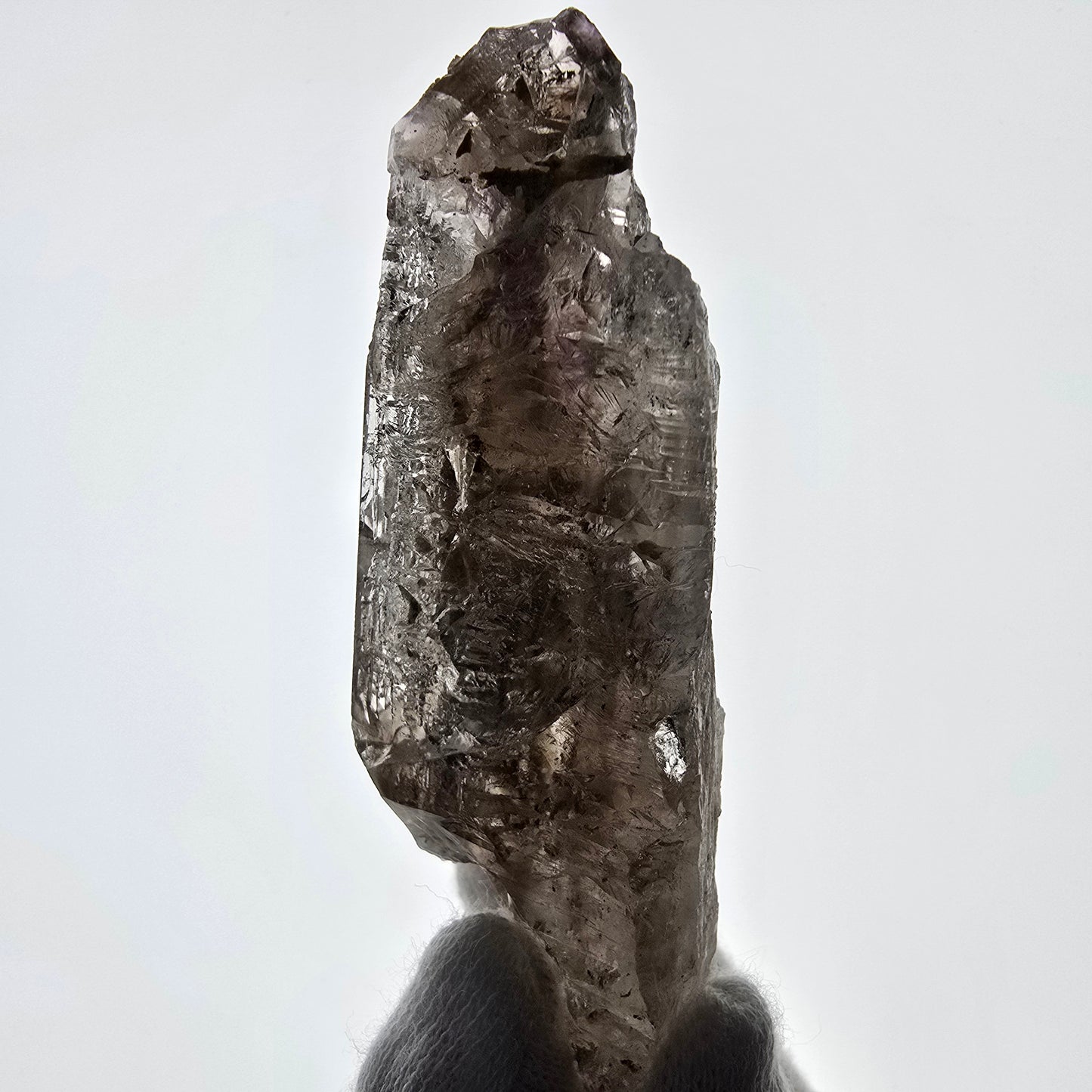 Sceptre fantôme squelette en quartz fumé DT, poche Saint-Valentin en calcite UV, Namibie 82 x 38 x 26 mm