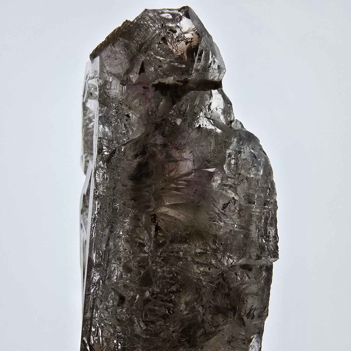 Sceptre fantôme squelette en quartz fumé DT, poche Saint-Valentin en calcite UV, Namibie 82 x 38 x 26 mm