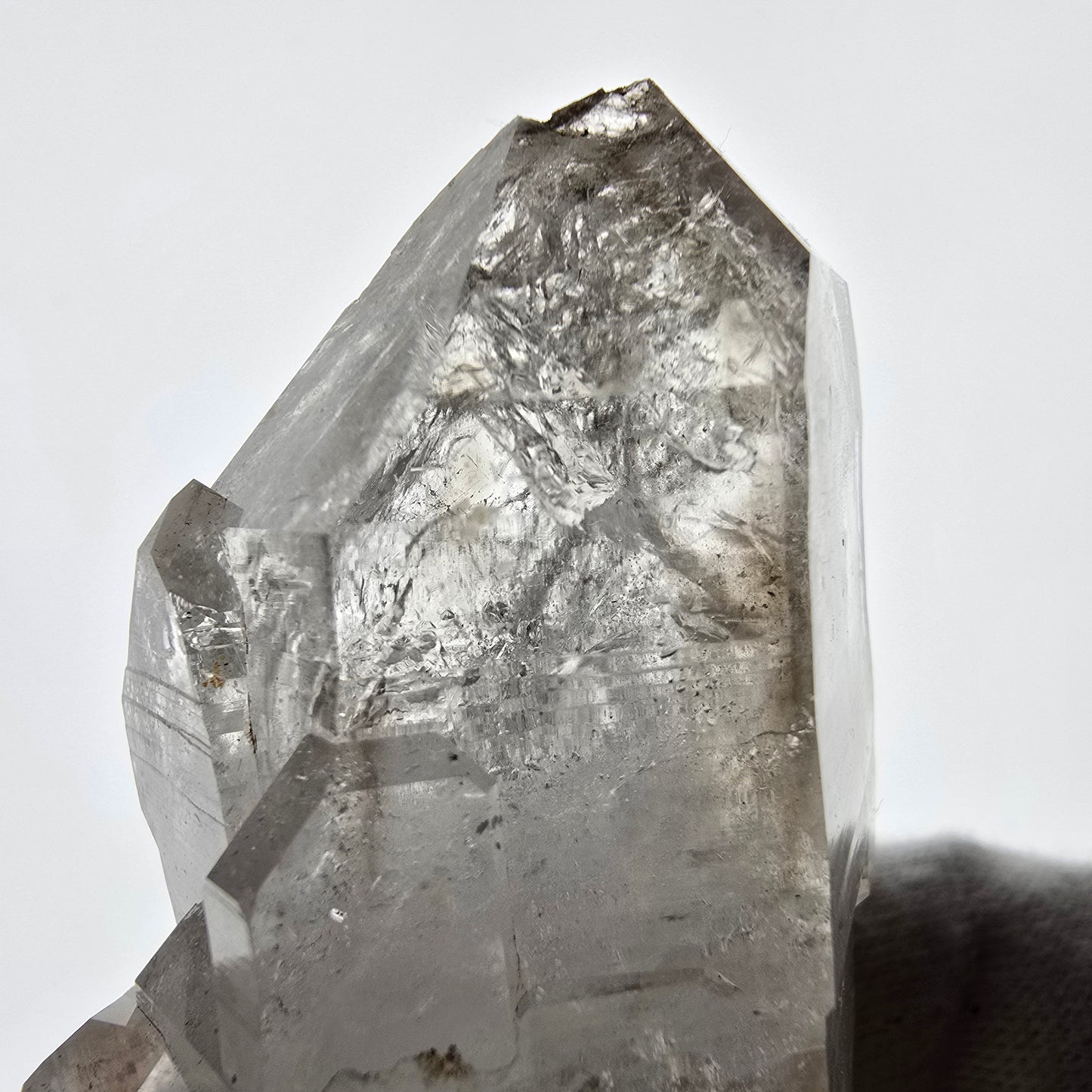 Sceptre DT en quartz fumé squelette Enhydro, 2x Bubble Valentine Pocket, Namibie 76 x 39 x 25 mm