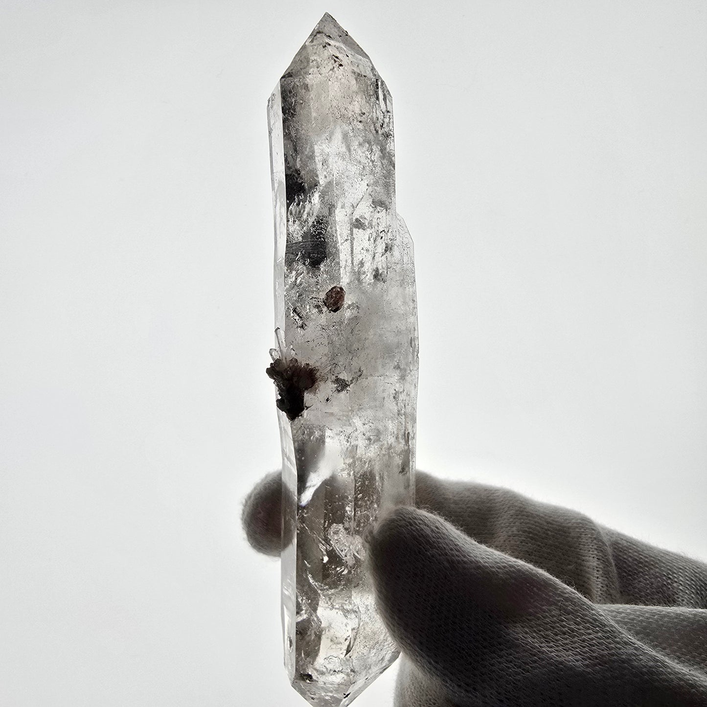 Sceptre de poche Enhydro Skeleton Smoky Quartz DT Valentine Goboboseb Namibie 112*26*18mm
