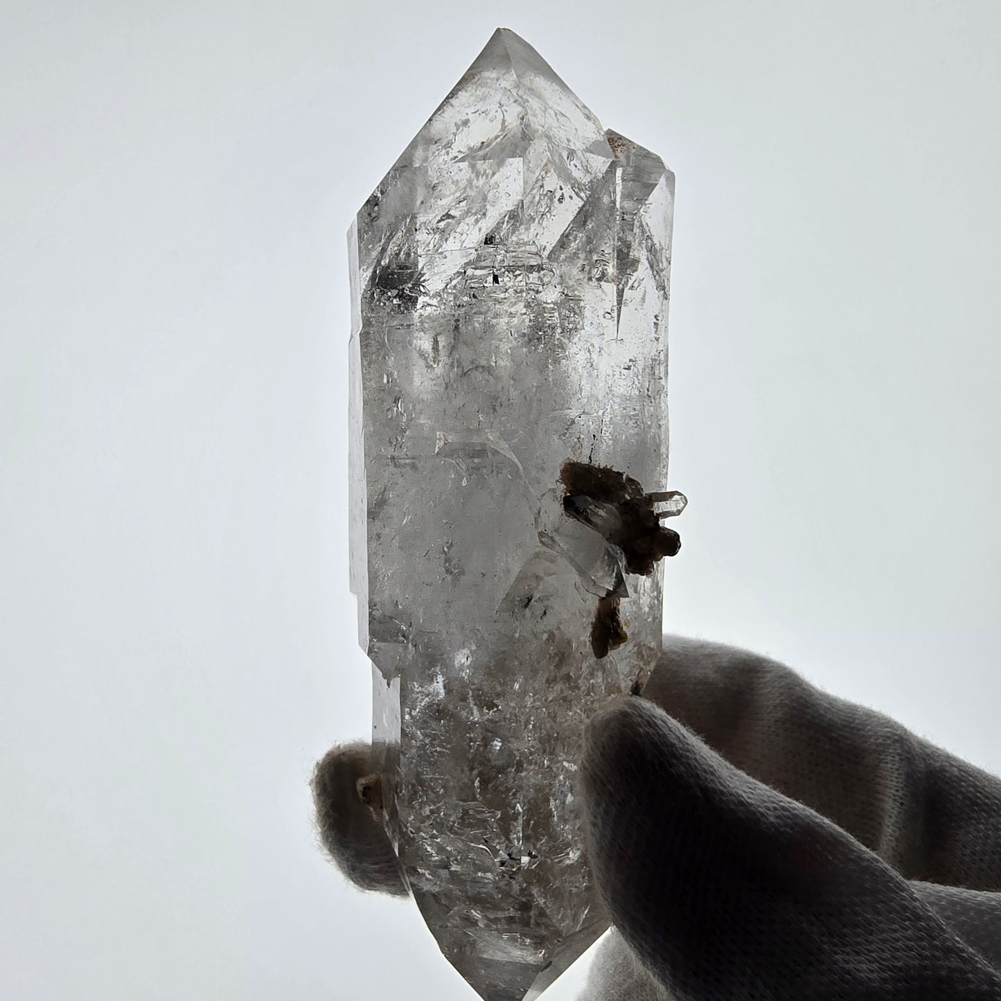 Quartz fumé squelette Enhydro DT, calcite UV, 2x Bubble Valentine Pocket, Namibie 105 x 38 x 32 mm