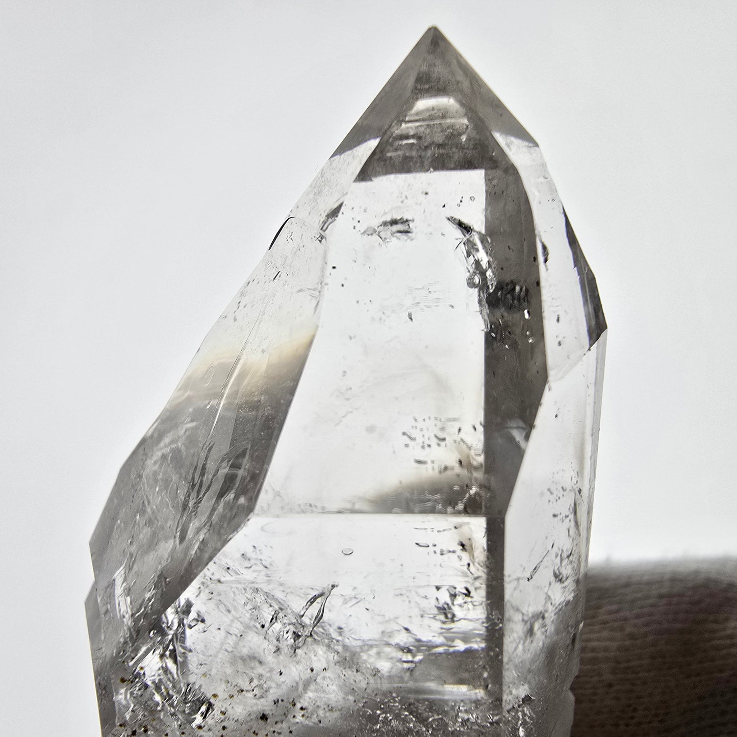 Gobo de poche Skeleton Phantom Smoky Quartz DT Zepter Valentine. Namibie 71 x 33 x 35 mm