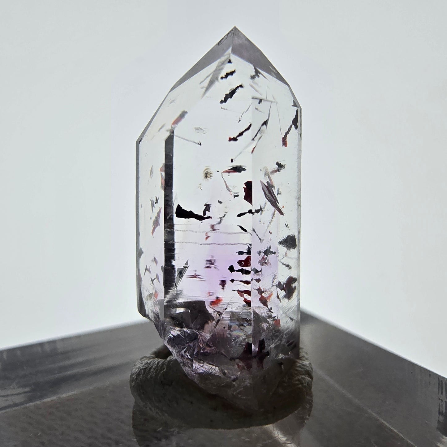 Mine d'améthyste Harlequin Phantom Point Streep, Goboboseb, Namibie, 23 x 11 x 10 mm