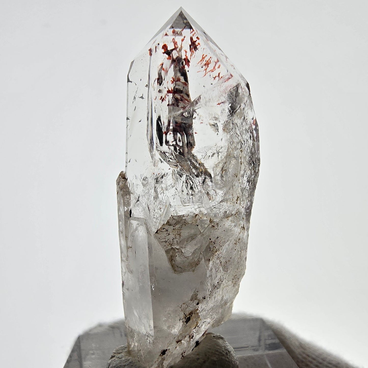 Quartz fumé Harlequin Phantom, mine Point Streep, Goboboseb, Namibie, 44 x 17 x 12 mm