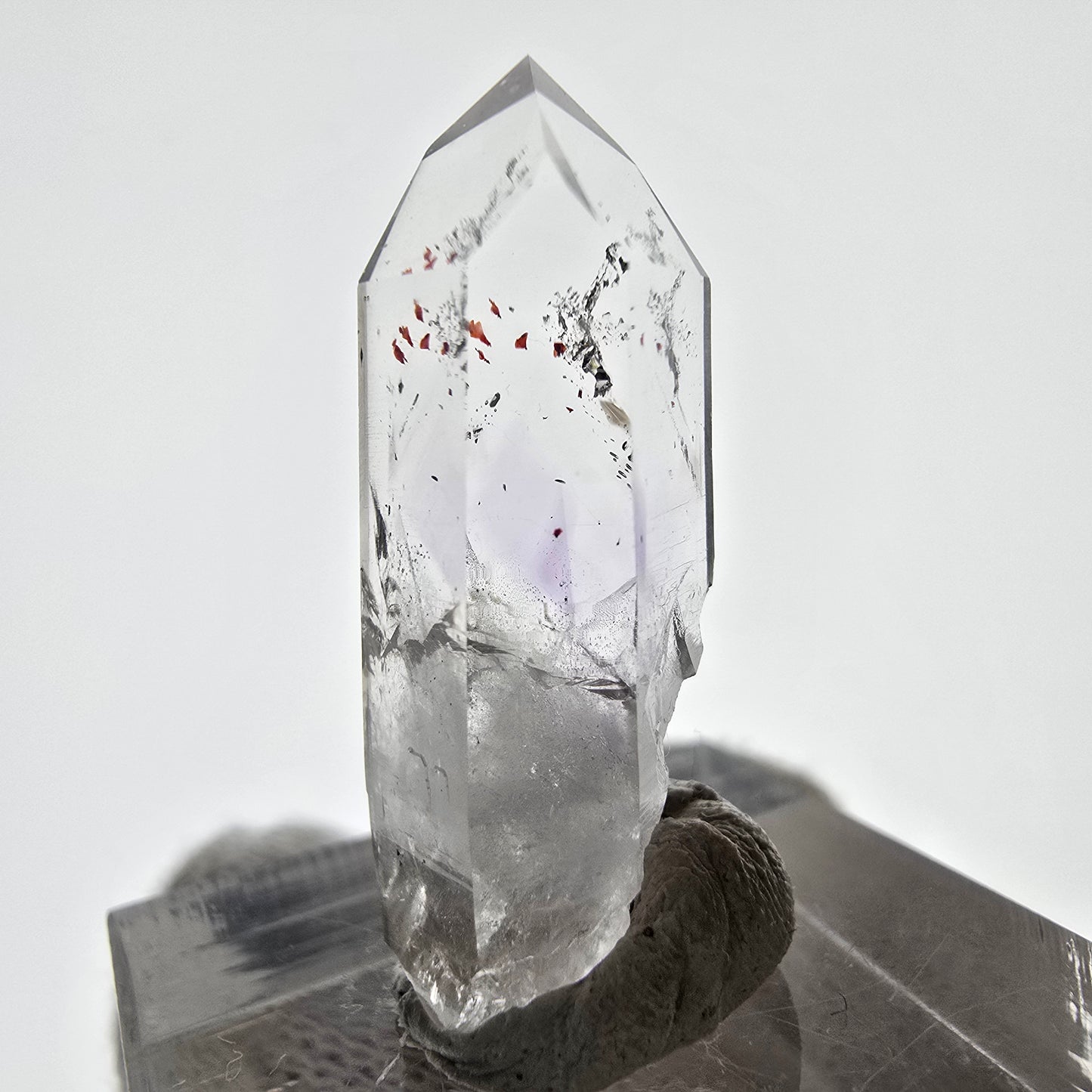 Mine d'améthyste Harlequin Phantom Point Streep, Goboboseb, Namibie, 30 x 11 x 10 mm