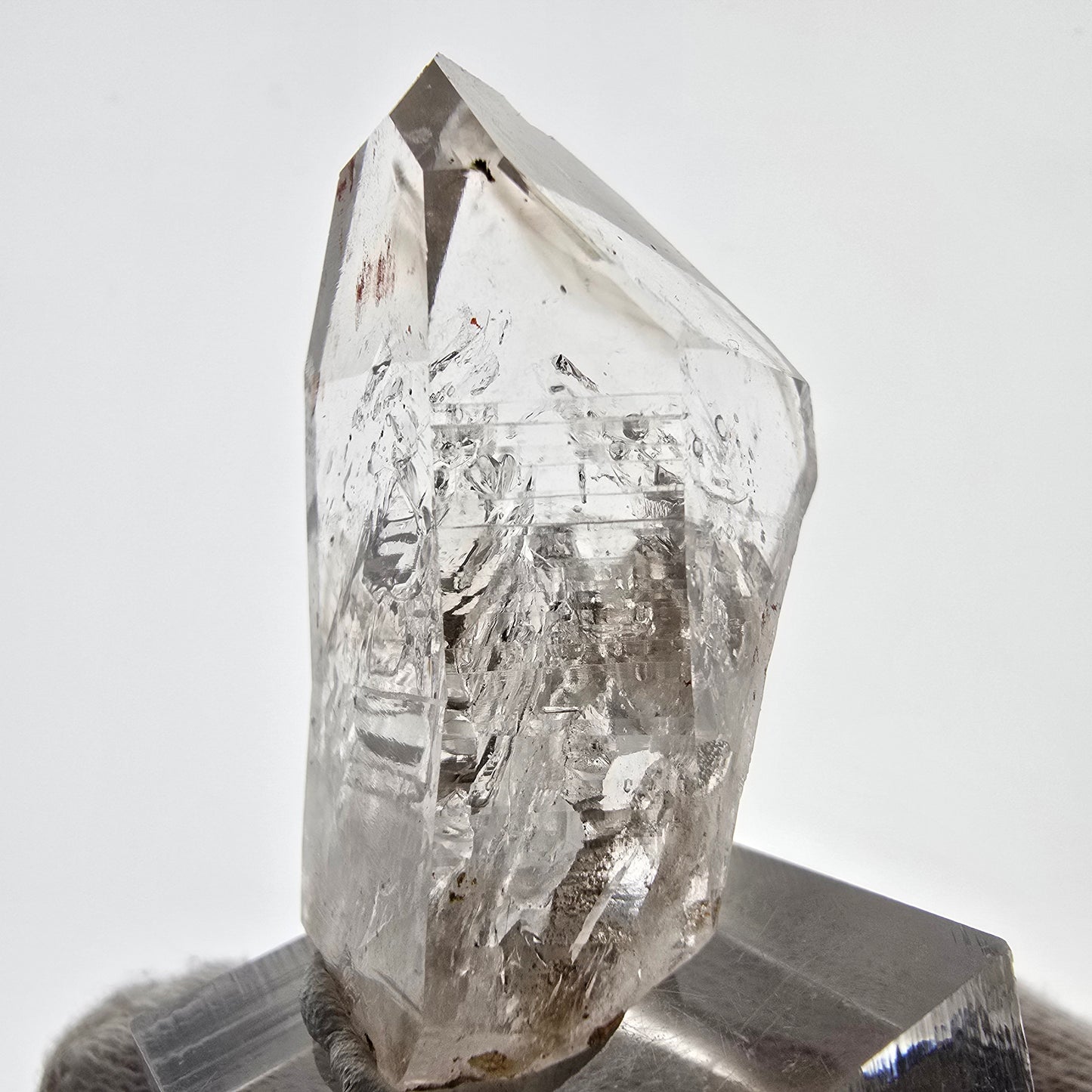 Quartz fumé fantôme lémurien Enhydro, 3 bulles (grandes), Streep Mine, Namibie, 44 x 27 x 23 mm