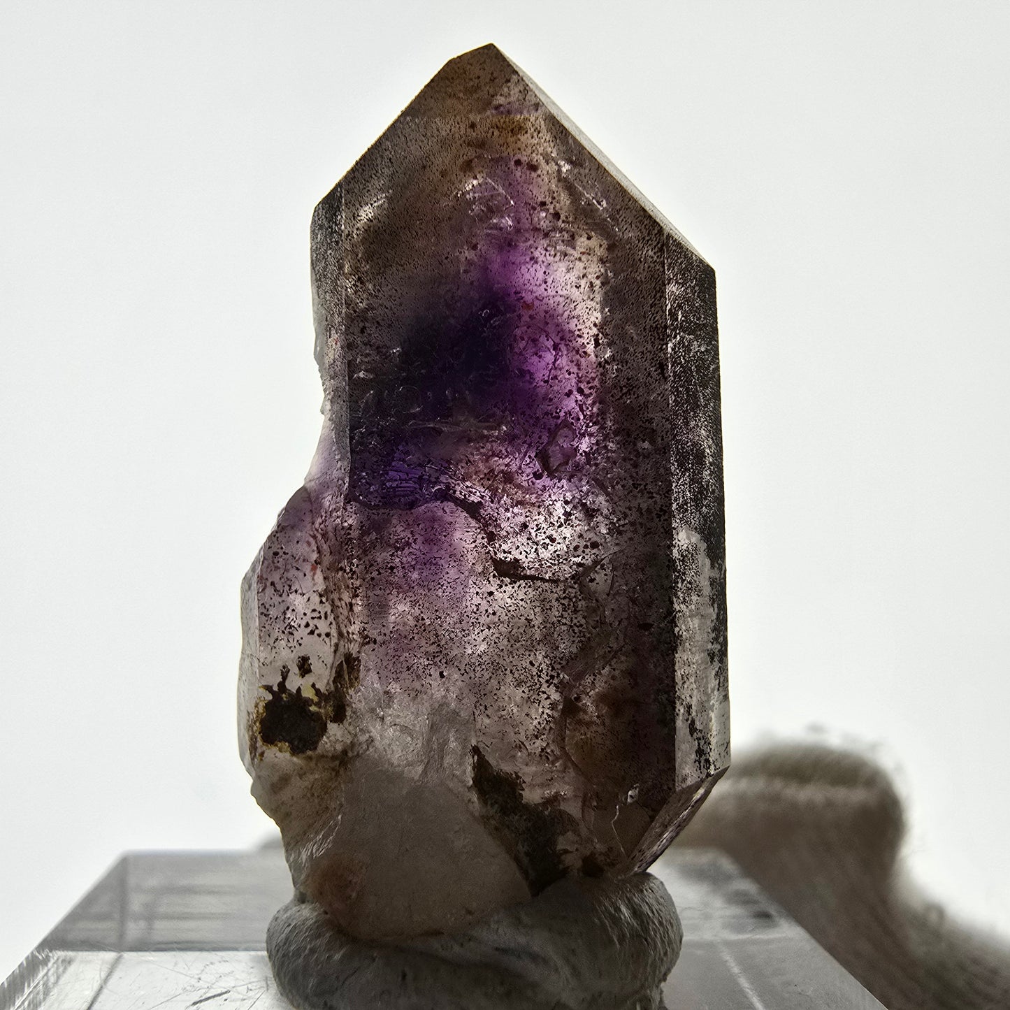 Améthyste fantôme rare DT Scepter Point Brandberg, Namibie 33*17*11mm