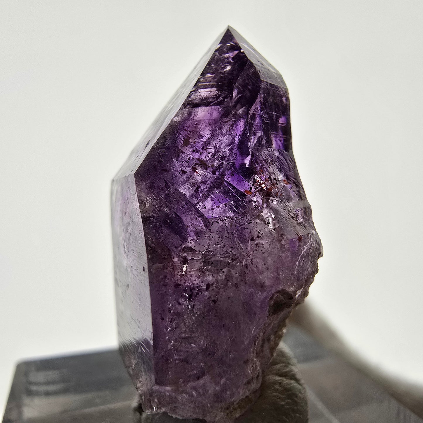 Pointe de sceptre d'améthyste fantôme Enhydro, 1x Bubble Brandberg, Namibie 27 x 17 x 11 mm