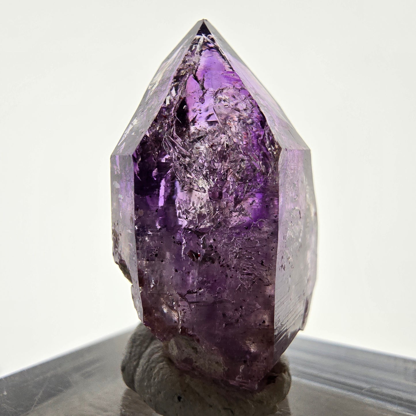 Pointe de sceptre d'améthyste fantôme Enhydro, 1x Bubble Brandberg, Namibie 27 x 17 x 11 mm
